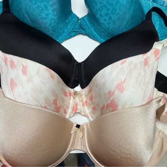40B - 4 set Breezies Women's Bras - Black, Cream, Pink Camo and Teal - Picture 4 of 14
